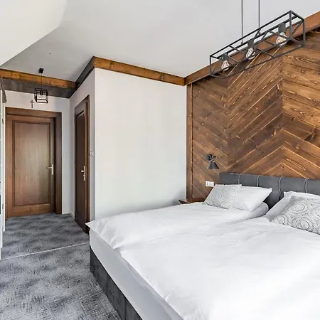 Rzoz Гостевой дом Буковина-Татшаньска